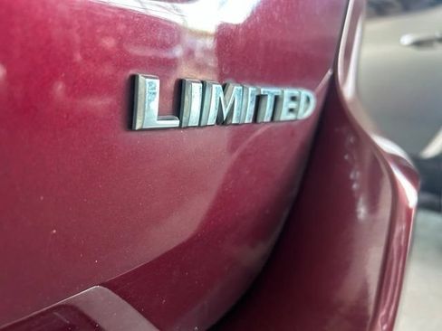 Used 2017 Jeep Grand Cherokee Limited RWD image 11