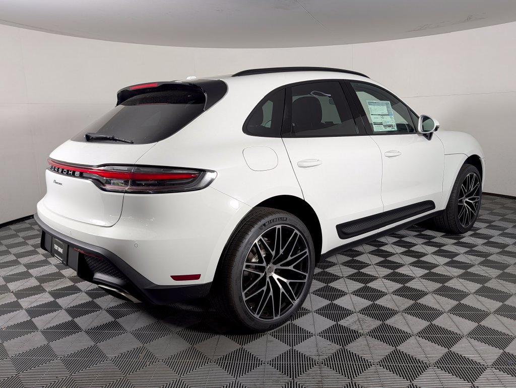 New 2026 Porsche Macan AWD/4WD image 7