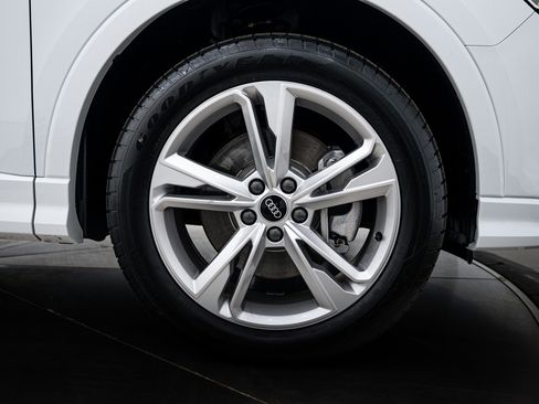 Used 2021 Audi Q3 2.0T Premium Plus w/ Premium Plus Package image 22