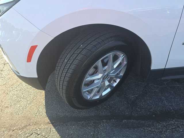 Used 2022 Chevrolet Equinox LT FWD image 32