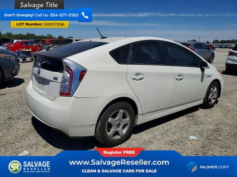 Used 2013 Toyota Prius Persona Series FWD image 4