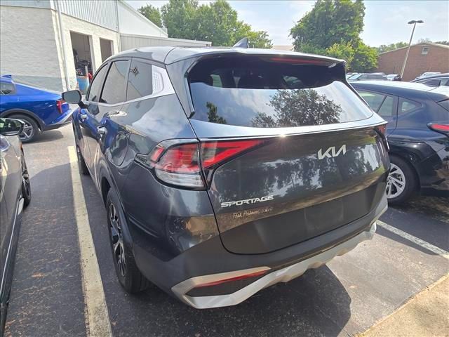 Certified 2024 Kia Sportage EX FWD image 4