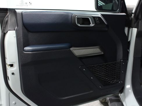 Used 2022 Ford Bronco Outer Banks image 11