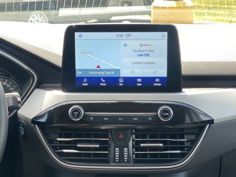 Used 2021 Ford Escape SEL FWD image 22