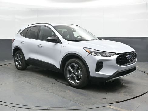 Used 2026 Ford Escape ST-Line image 5