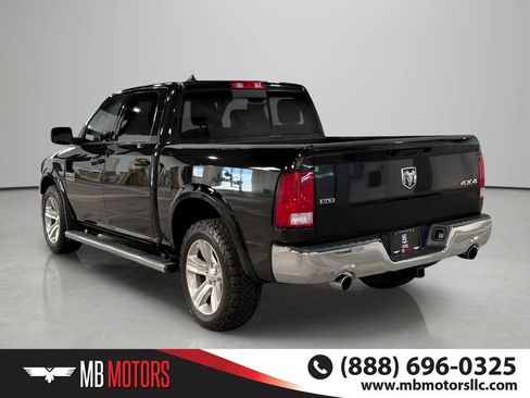 Used 2019 RAM 1500 Classic SLT w/ SLT Plus D←cor Group AWD/4WD image 6