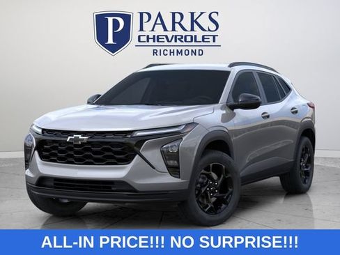 New 2026 Chevrolet Trax LT FWD image 3