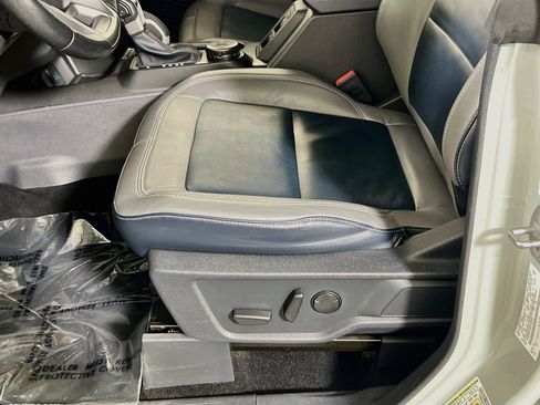 Used 2021 Ford Bronco First Edition AWD/4WD image 19