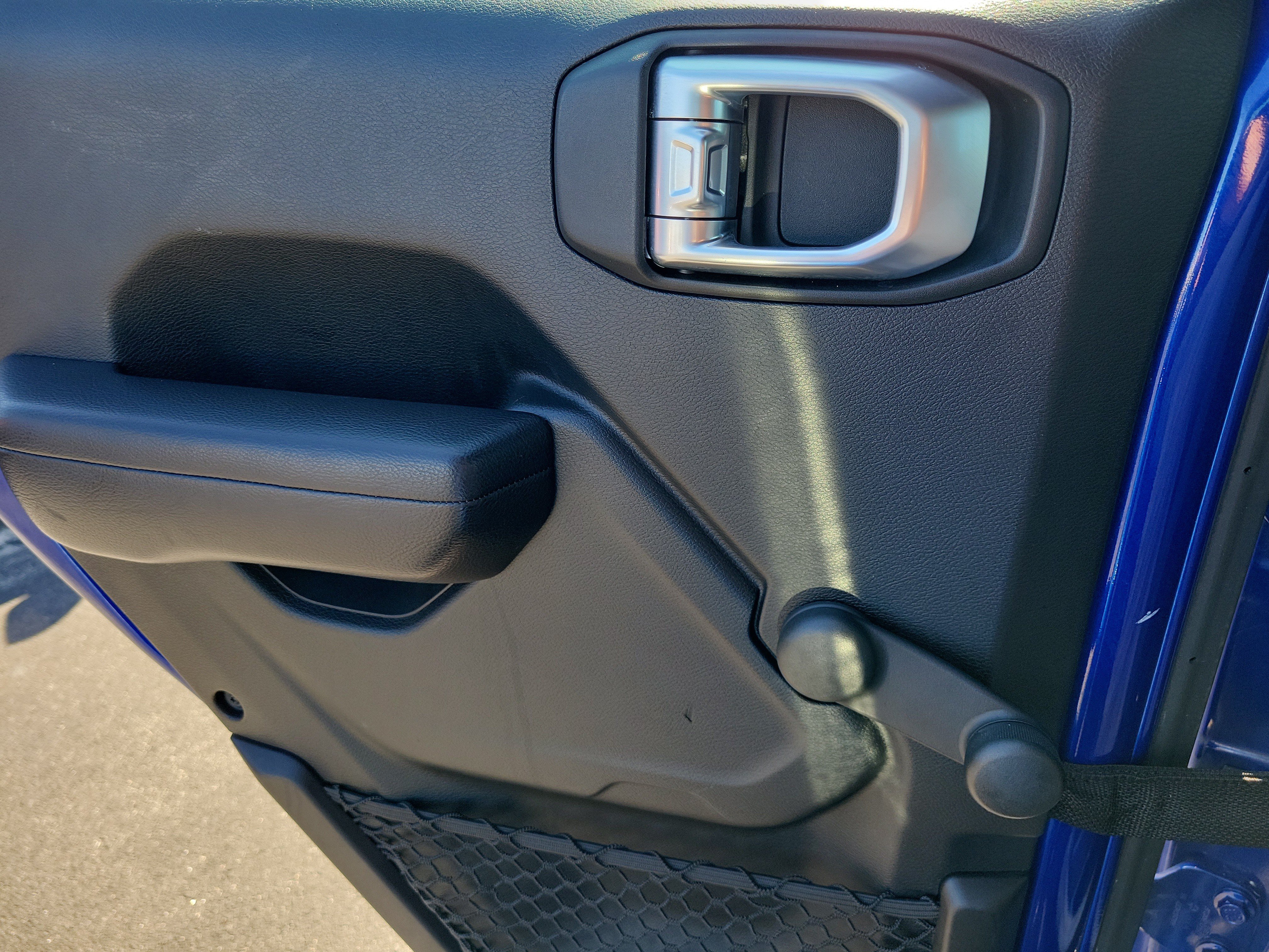Used 2018 Jeep Wrangler Unlimited Sport AWD/4WD image 14