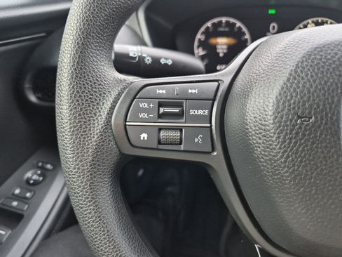 Used 2025 Honda HR-V LX image 20