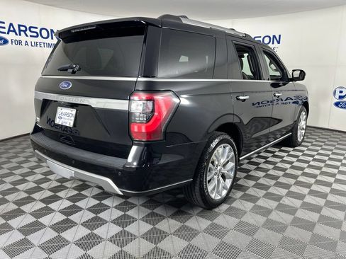 Used 2019 Ford Expedition Limited w/ Equipment Group 302A RWD image 6