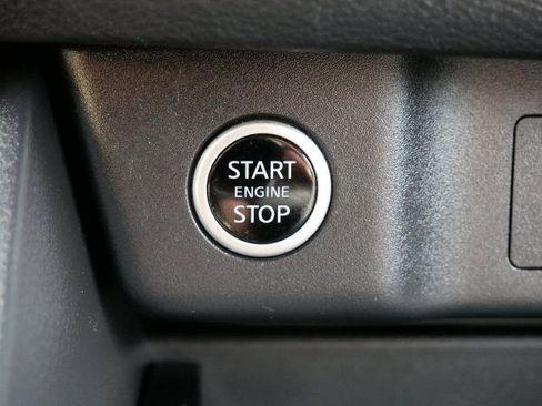 Certified 2023 Nissan Rogue SV AWD/4WD image 18