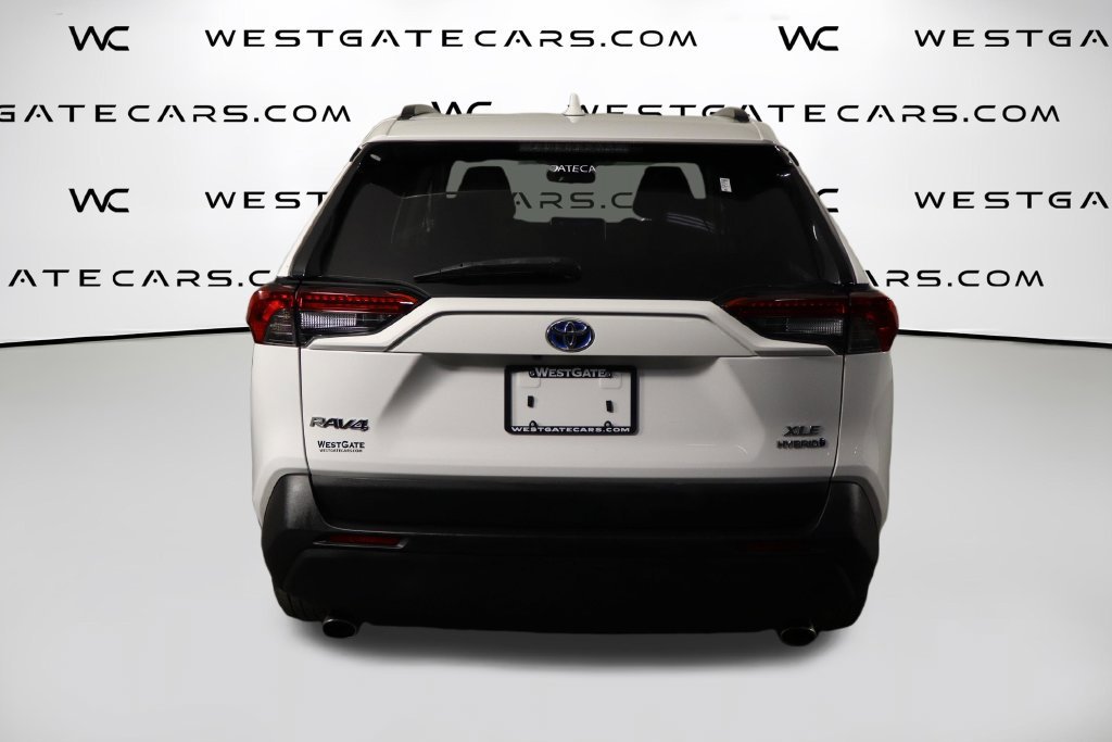 Used 2023 Toyota RAV4 XLE AWD/4WD image 4