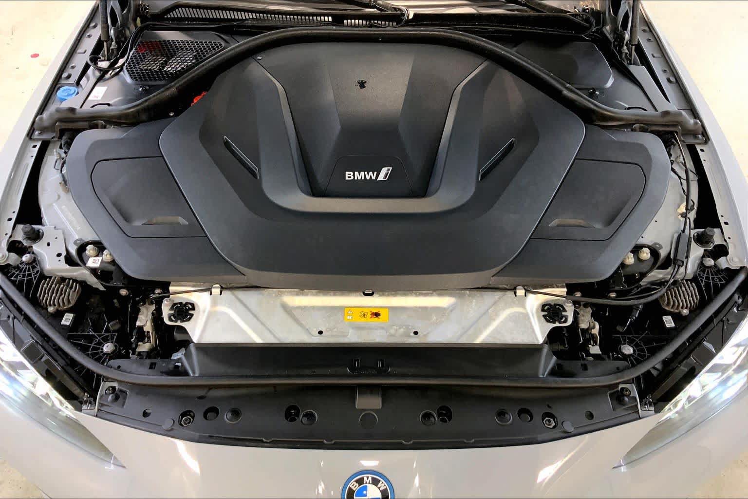 Used 2024 BMW i4 xDrive40i w/ M Sport Package AWD/4WD image 30