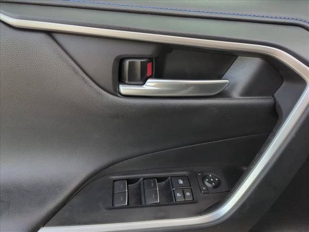 Used 2024 Toyota RAV4 XSE AWD/4WD image 13