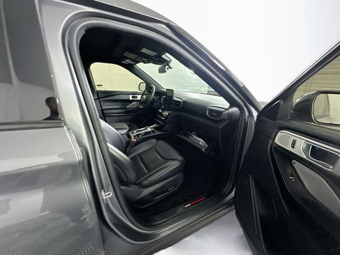 Used 2022 Ford Explorer ST w/ Equipment Group 401A image 34