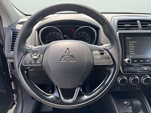 Used 2024 Mitsubishi Outlander Sport SE AWD/4WD image 14