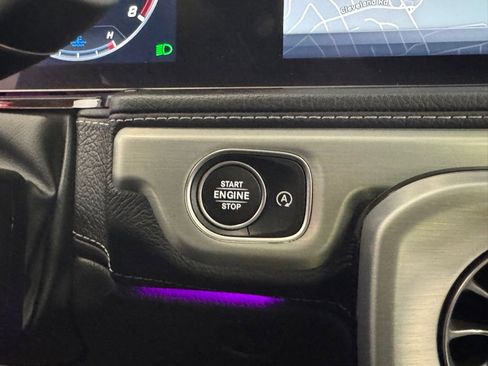 Used 2022 Mercedes-Benz G 550 G 550 image 33