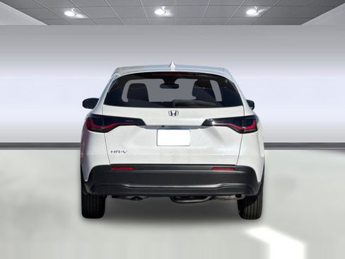 New 2026 Honda HR-V LX image 9