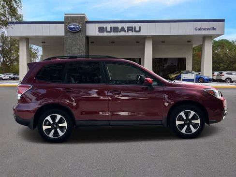 Used 2018 Subaru Forester 2.5i Premium AWD/4WD image 7