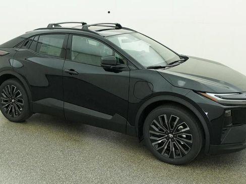 New 2026 Toyota C-HR AWD/4WD image 12