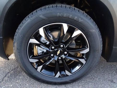 Used 2022 Chevrolet TrailBlazer LT w/ Convenience Package image 5