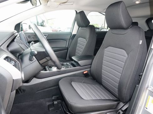 Used 2024 Ford Edge SE w/ Black Appearance Package image 23