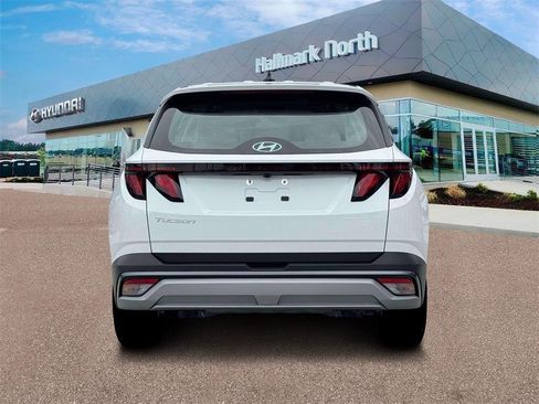 New 2026 Hyundai Tucson SE image 6