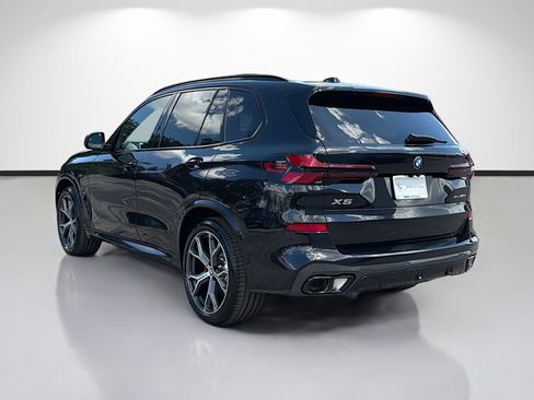 New 2026 BMW X5 xDrive50e w/ Executive Package AWD/4WD image 5