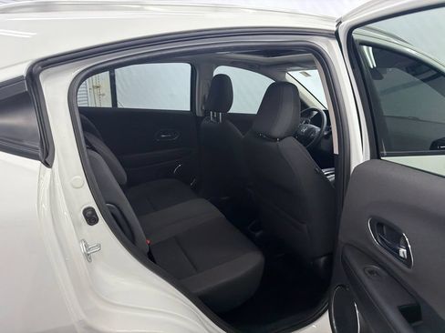 Used 2022 Honda HR-V EX image 15