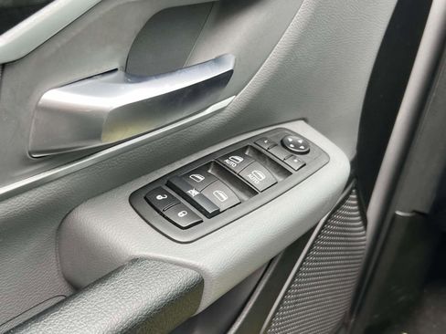 Used 2020 RAM 1500 Big Horn image 23