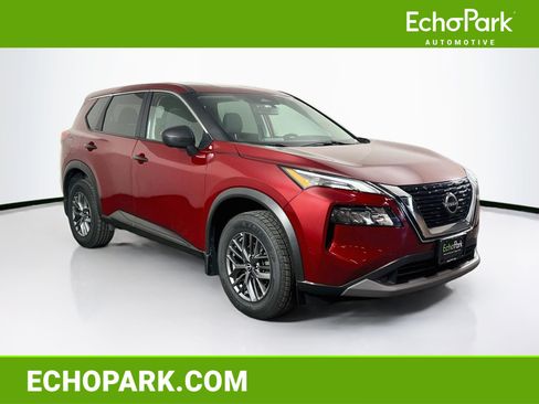 Used 2023 Nissan Rogue S AWD/4WD image 1