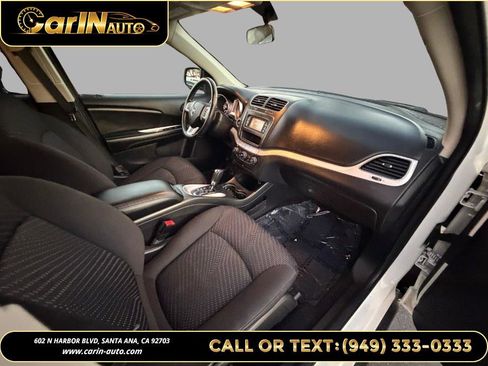 Used 2018 Dodge Journey SE w/ Popular Equipment Group image 11