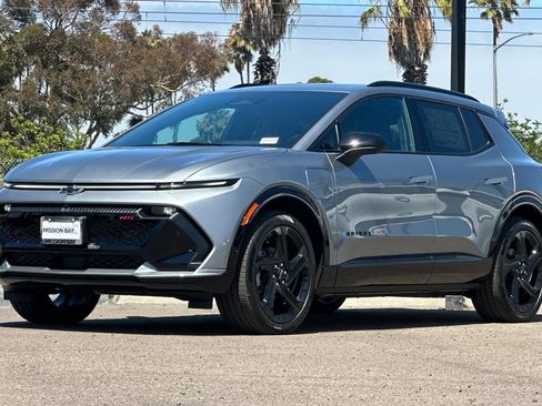 New 2025 Chevrolet Equinox EV RS image 8