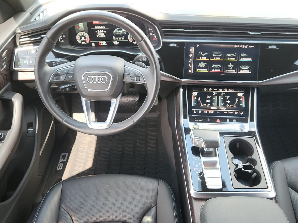 Used 2021 Audi Q8 Prestige AWD/4WD image 27