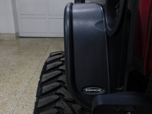 Used 2012 Jeep Wrangler Unlimited Sport image 84