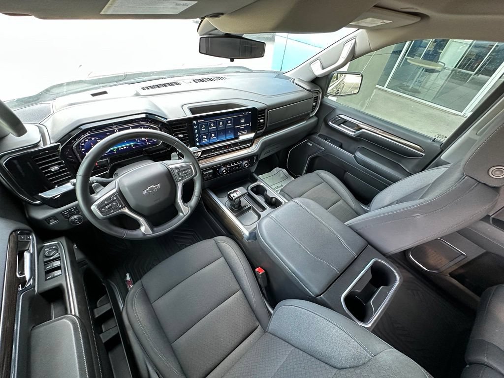 Used 2024 Chevrolet Silverado 1500 LT Trail Boss w/ Convenience Package II AWD/4WD image 23