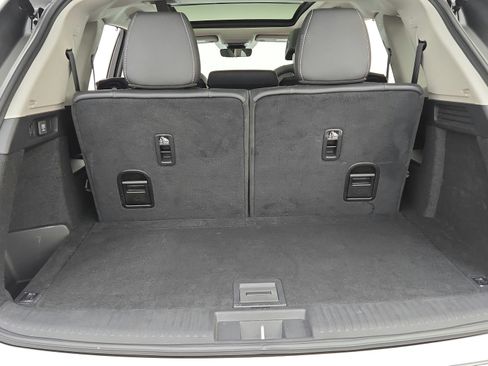 Used 2023 Acura MDX SH-AWD w/ Technology Package image 32