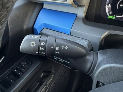 New 2025 Toyota Tacoma TRD Off-Road image 21