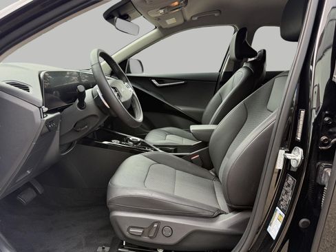 Certified 2024 Kia Niro Wind w/ Wind Preserve Package FWD image 22