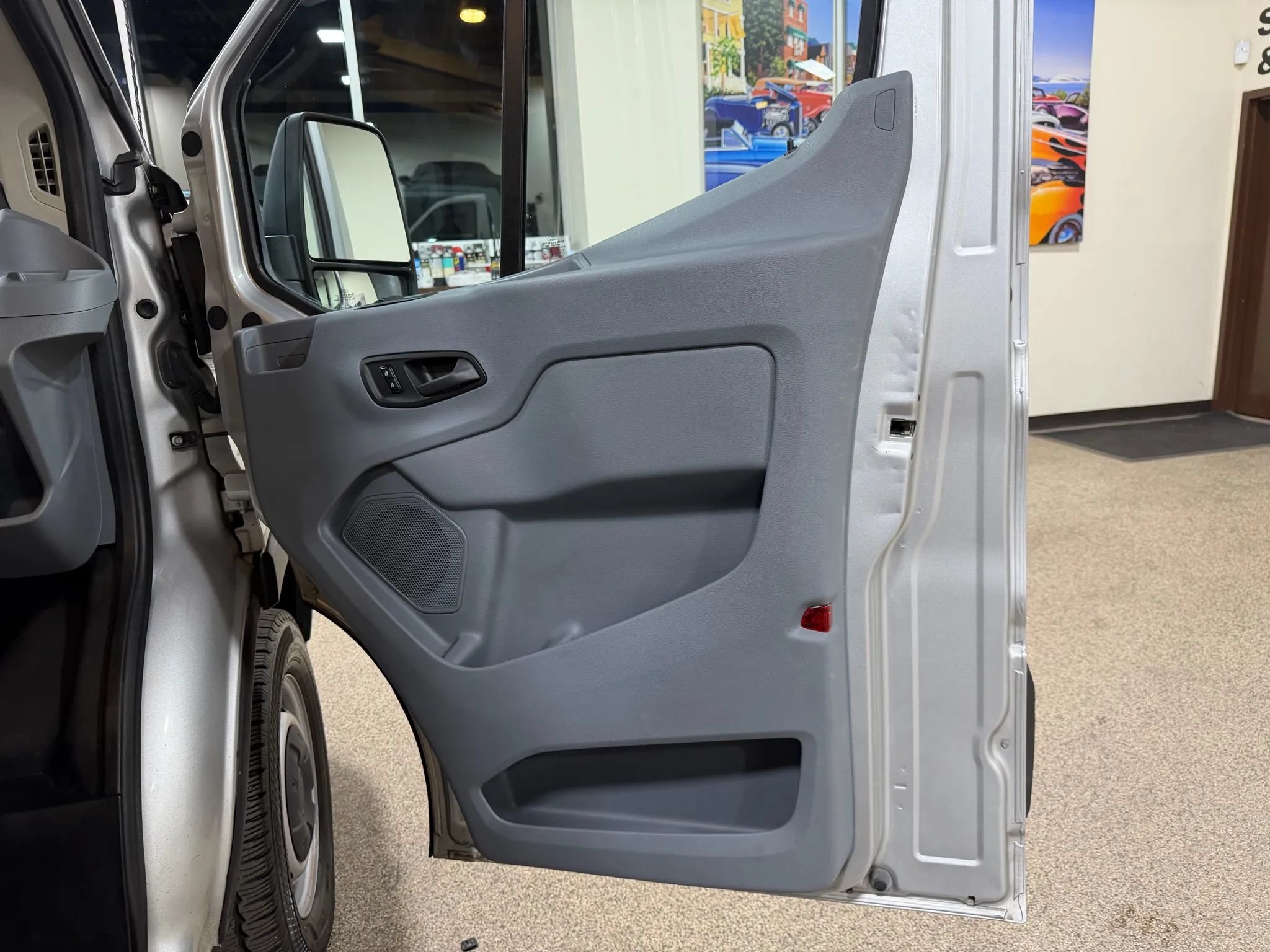 Used 2015 Ford Transit 250 148 Medium Roof RWD image 35