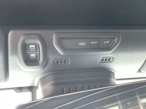 Used 2021 Jeep Wrangler Unlimited Rubicon w/ Trailer Tow Package image 31