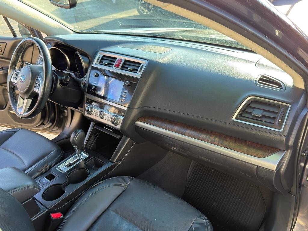 Used 2017 Subaru Outback 2.5i Limited AWD/4WD image 27