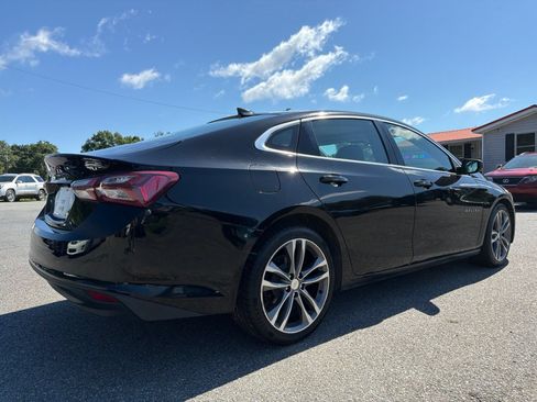 Used 2021 Chevrolet Malibu LT FWD image 4
