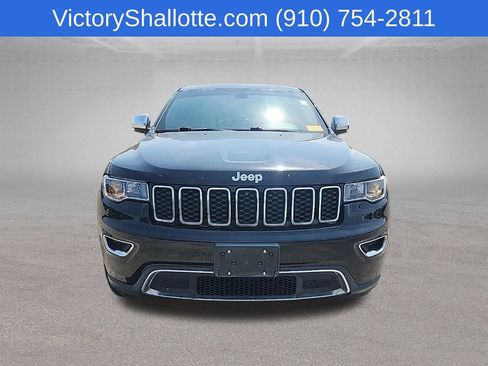 Used 2017 Jeep Grand Cherokee Limited AWD/4WD image 3