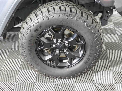 Used 2021 Jeep Wrangler Unlimited Sport image 12