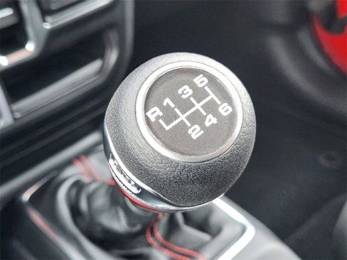 Used 2022 Jeep Wrangler Unlimited Rubicon w/ LED Lighting Group image 19