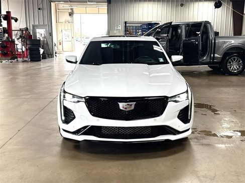 Used 2021 Cadillac CT4 V w/ Technology Package image 2