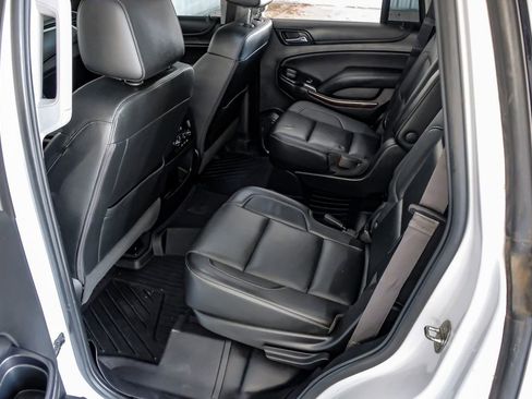 Used 2019 GMC Yukon SLT w/ Open Road Package image 38