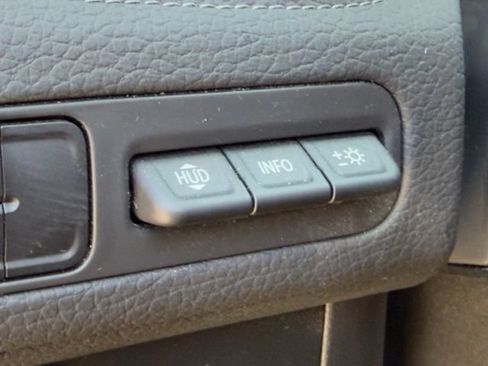 Used 2024 GMC Yukon Denali AWD/4WD image 22